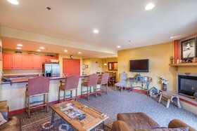 Bear Creek Lodge