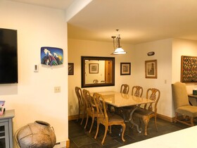Bear Creek Lodge