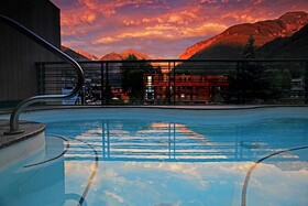 Camels Garden Hotel
