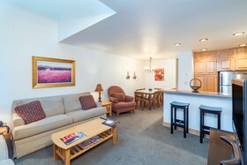 Cimarron Lodge