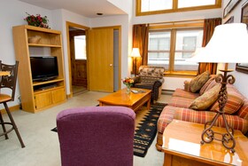 Cimarron Lodge