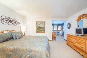 Cimarron Lodge