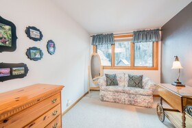 Cimarron Lodge