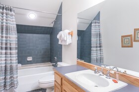 Cimarron Lodge