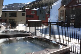 Cimarron Lodge