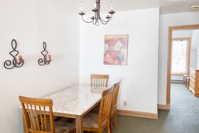 Cimarron Lodge
