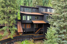 Manitou Riverhouse