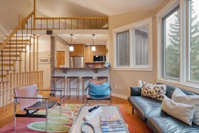 Manitou Riverhouse