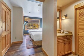 Mountain Lodge at Telluride