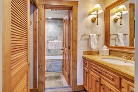Mountain Lodge at Telluride