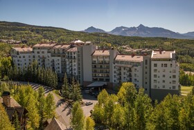 The Peaks Resort & Spa