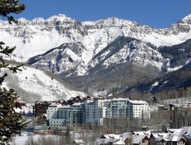 The Peaks Resort & Spa
