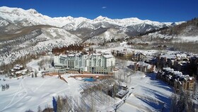 The Peaks Resort & Spa