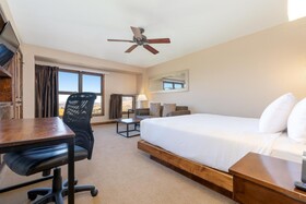 The Peaks Resort & Spa