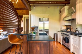 Townhome on the Creek 135 by Avantstay