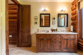 Townhome on the Creek 135 by Avantstay