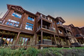 Townhome on the Creek 135 by Avantstay