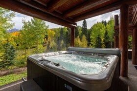 Townhome on the Creek 135 by Avantstay