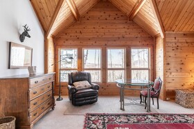 Wapiti Mountain Escape