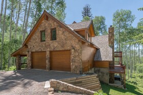 Wapiti Mountain Escape