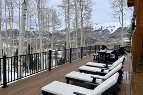 Wapiti Mountain Escape