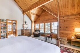 Wapiti Mountain Escape