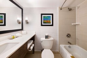 DoubleTree Denver - Thornton