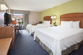 Baymont by Wyndham Thornton