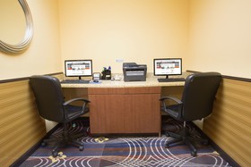 Holiday Inn Express Denver North - Thornton