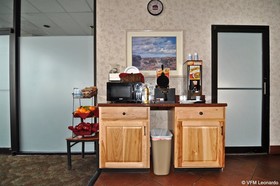 Days Inn & Suites by Wyndham Trinidad
