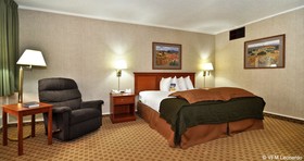 Days Inn & Suites by Wyndham Trinidad