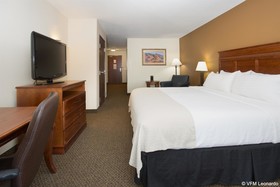 Holiday Inn Express & Suites Trinidad