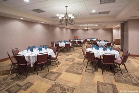 Holiday Inn Express & Suites Trinidad