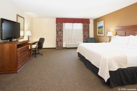 Holiday Inn Express & Suites Trinidad