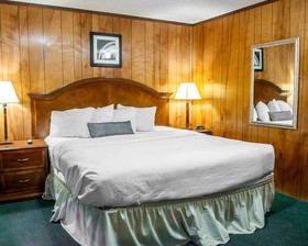 Budget Host Inn
