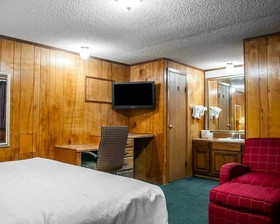 Budget Host Inn