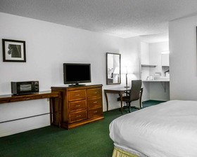 Budget Host Inn