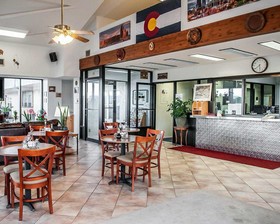 Budget Host Inn