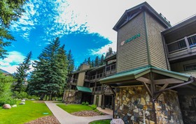 Aspen at Streamside