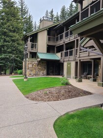 Bluegreen's Streamside at Vail