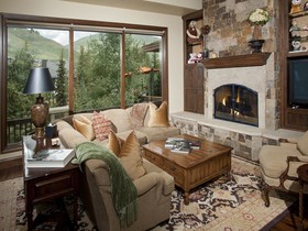 Cascade Village Chalet