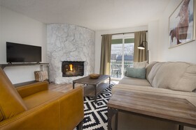 Evergreen Lodge