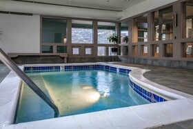Evergreen Lodge
