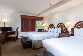 Evergreen Lodge