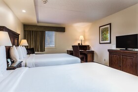 Evergreen Lodge