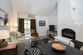 Evergreen Lodge