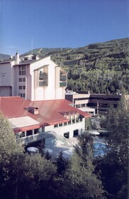 Evergreen Lodge
