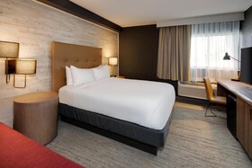 Highline Vail - a DoubleTree by Hilton