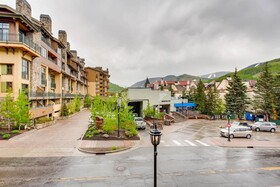 Lion Vail by East West