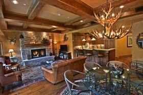 Manor Vail Lodge